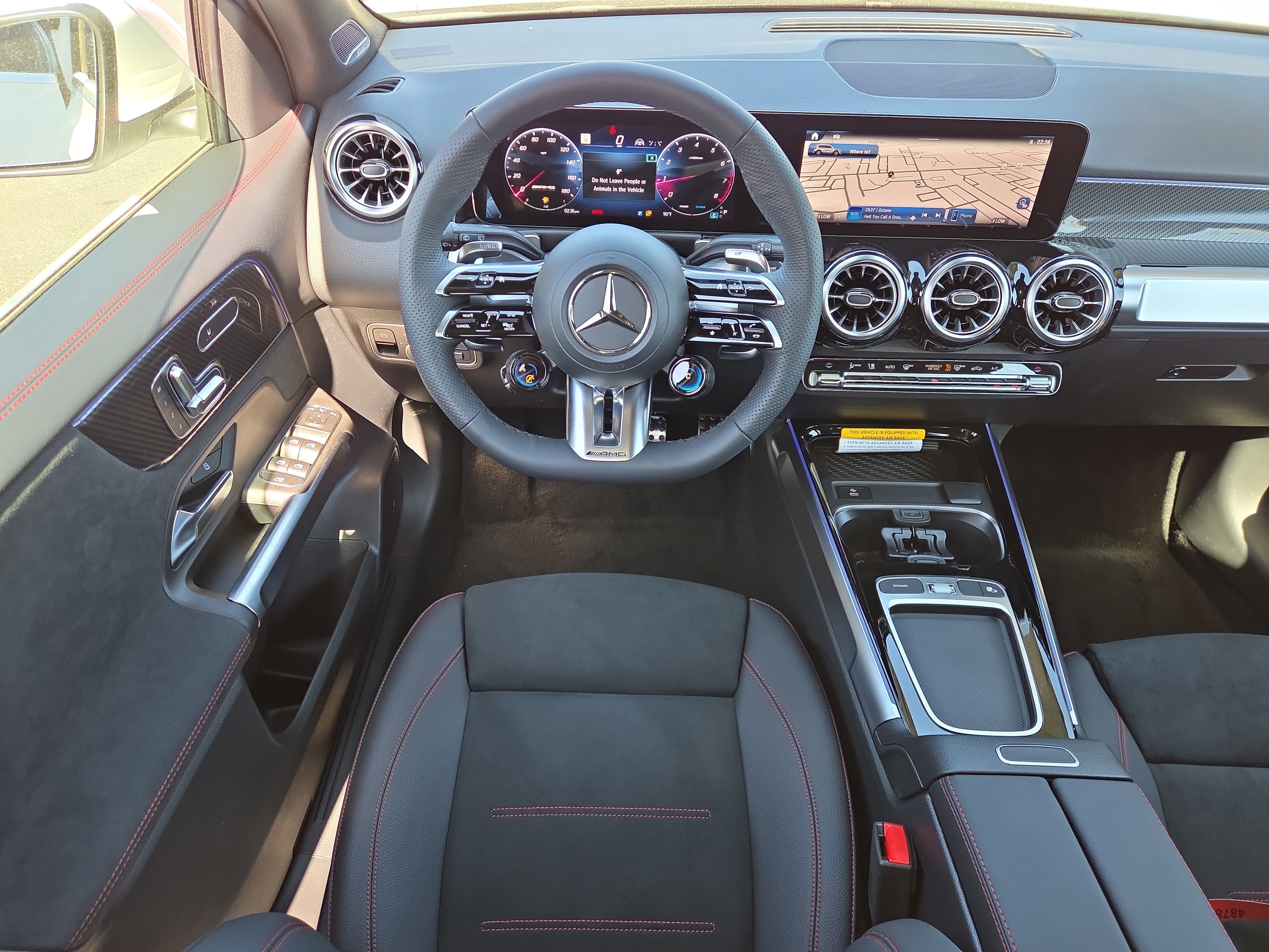 New 2026 Polar White Mercedes-Benz GLB 35 AMG® image 44