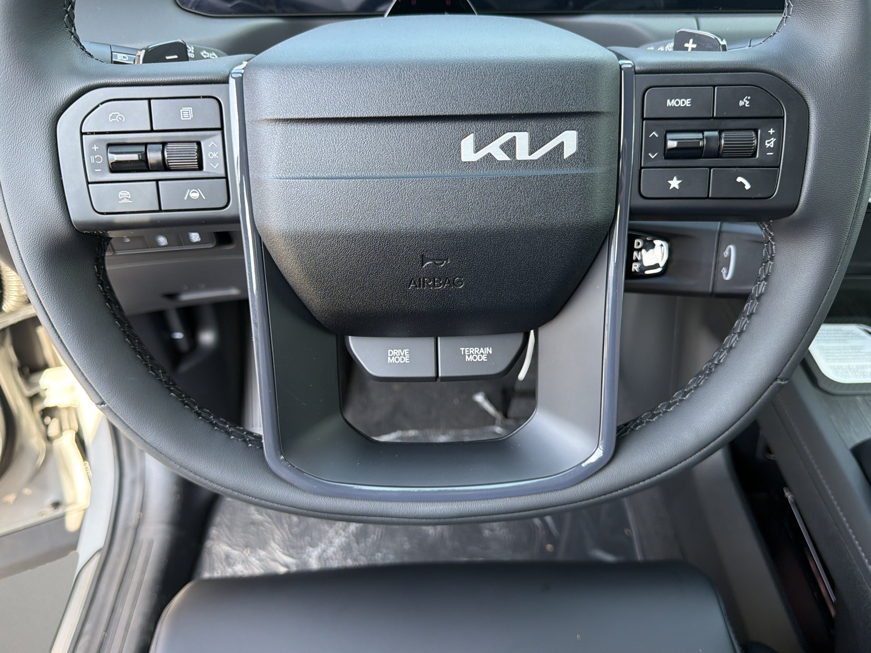 New 2027 Wolf Gray Kia X-Line SX Prestige image 12