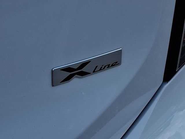 Used 2024 White Kia EX X-Line AWD image 31