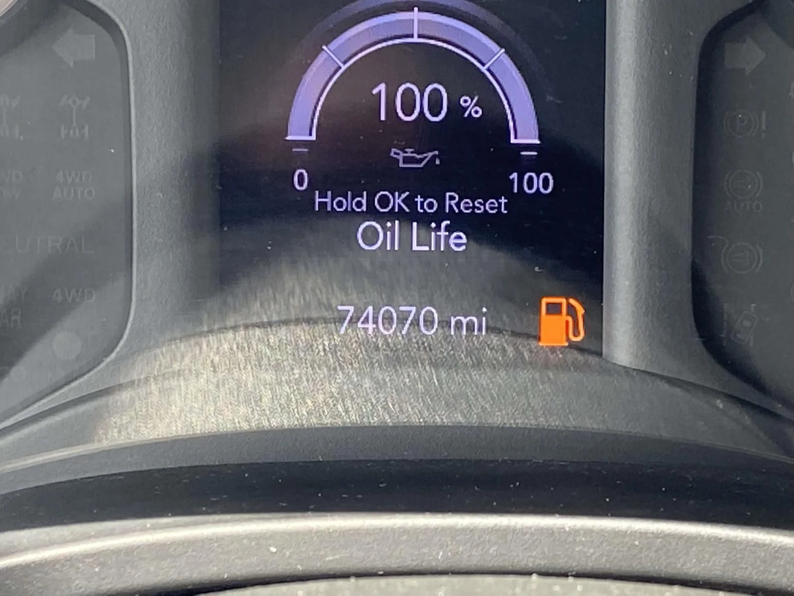 Used 2021 White Ram Big Horn/Lone Star image 30