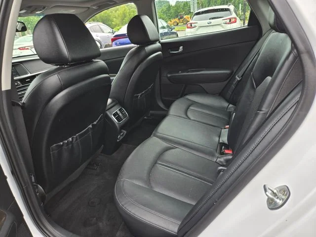 Used 2018 White Kia EX image 13