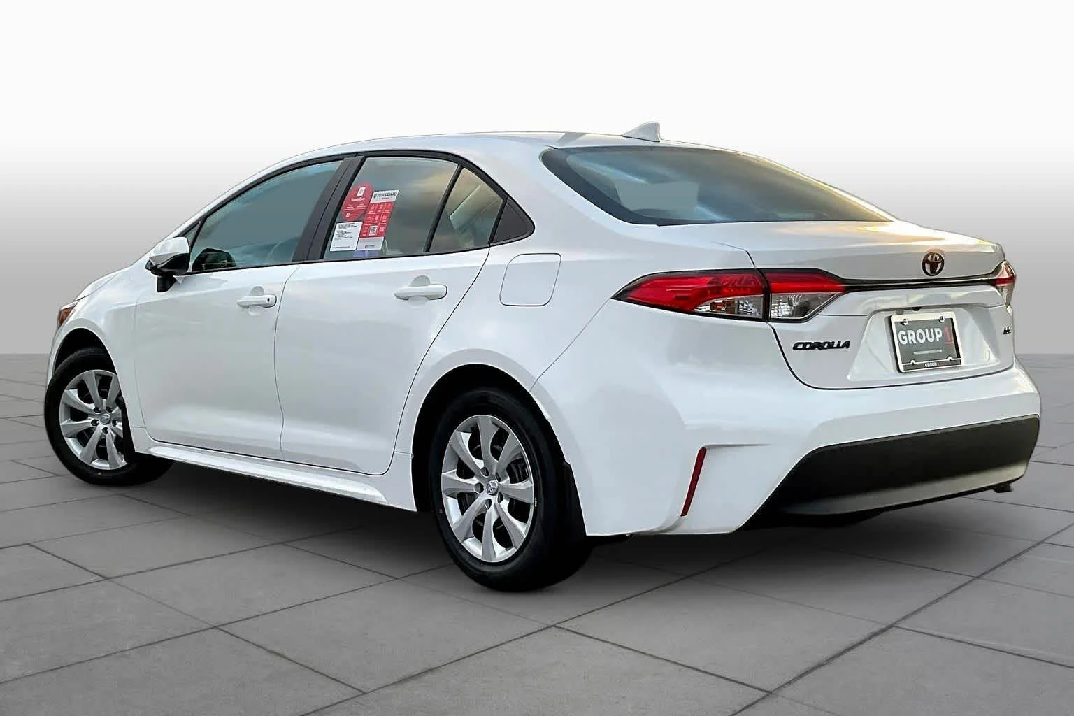 New 2027 Ice Cap Toyota LE image 12