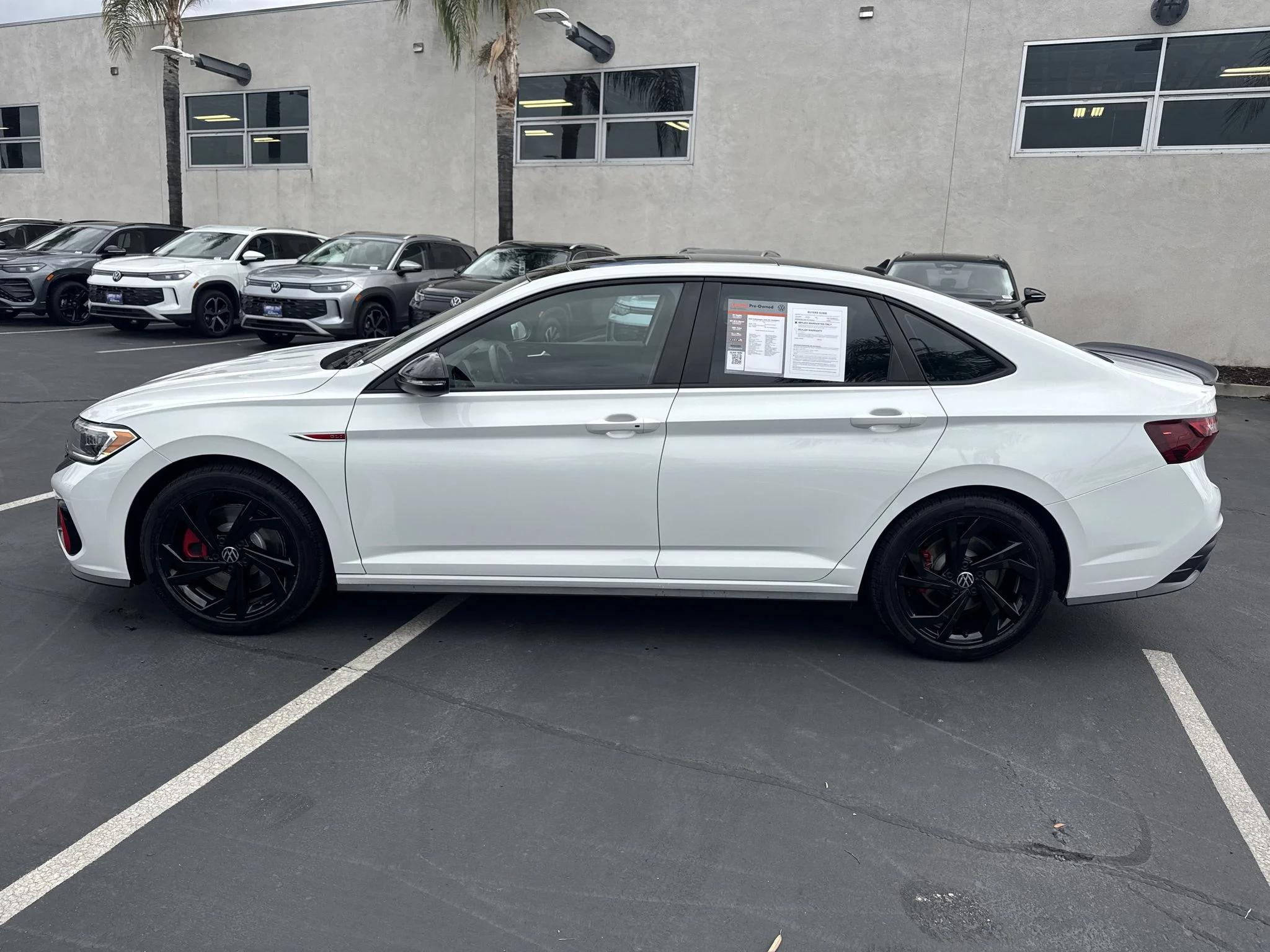 Certified Used 2024 WHITE Volkswagen Autobahn image 5
