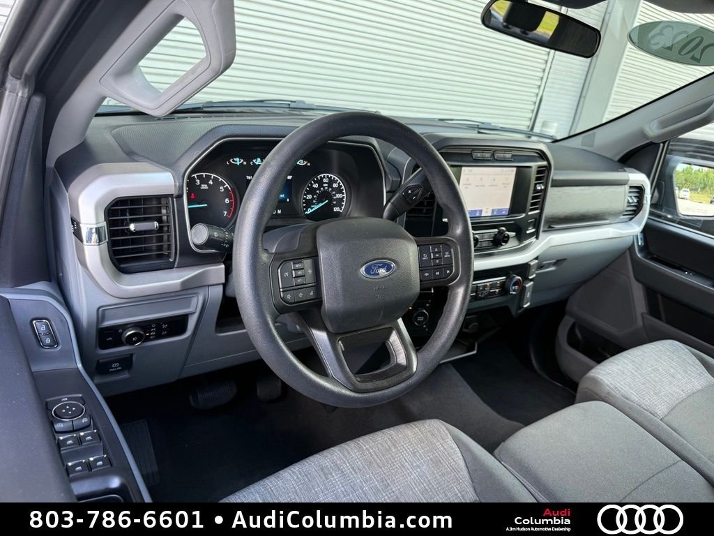 Used 2023  Ford XLT image 3