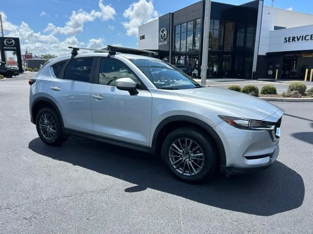 2019 Mazda CX-5 Touring Auto's photo