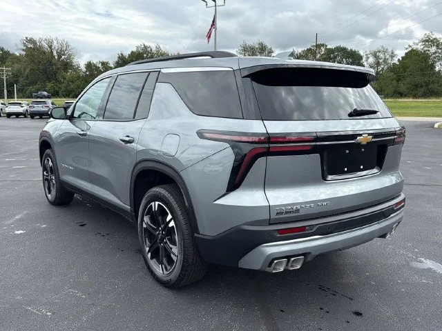 New 2027 Sterling Gray Metallic Chevrolet LT image 24
