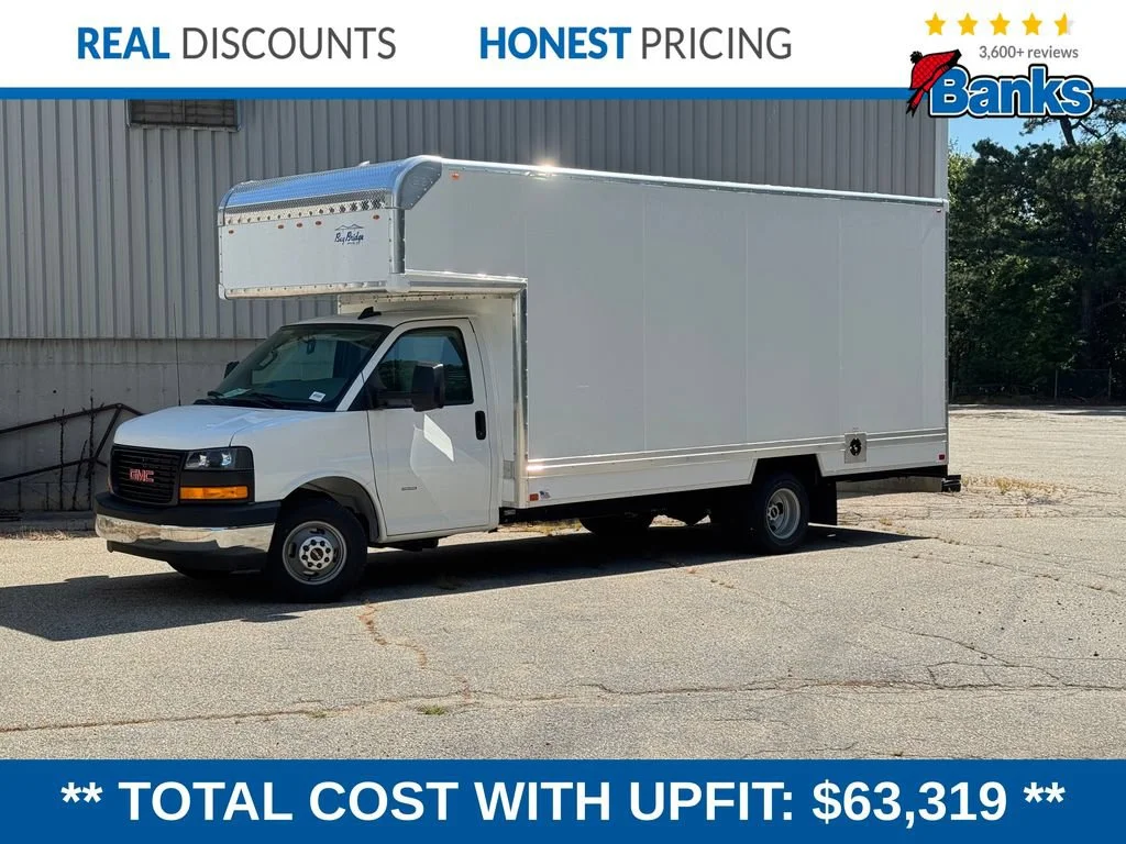 New 2026 Summit White GMC 1WT image 1