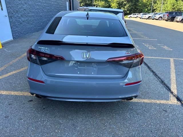Used 2025 Urban Gray Pearl Honda  image 6