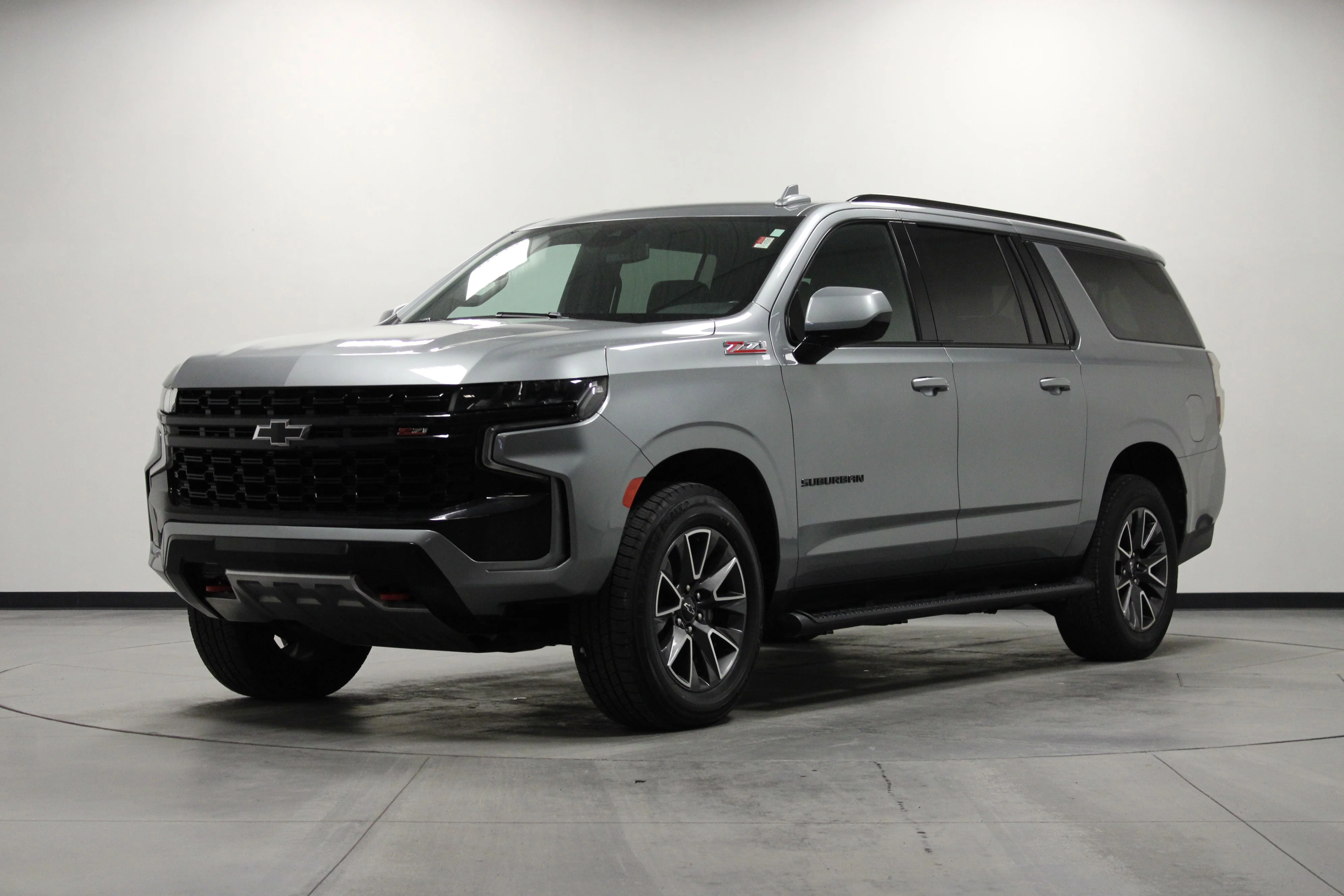 Used 2023 Sterling Gray Metallic Chevrolet Z71 image 8