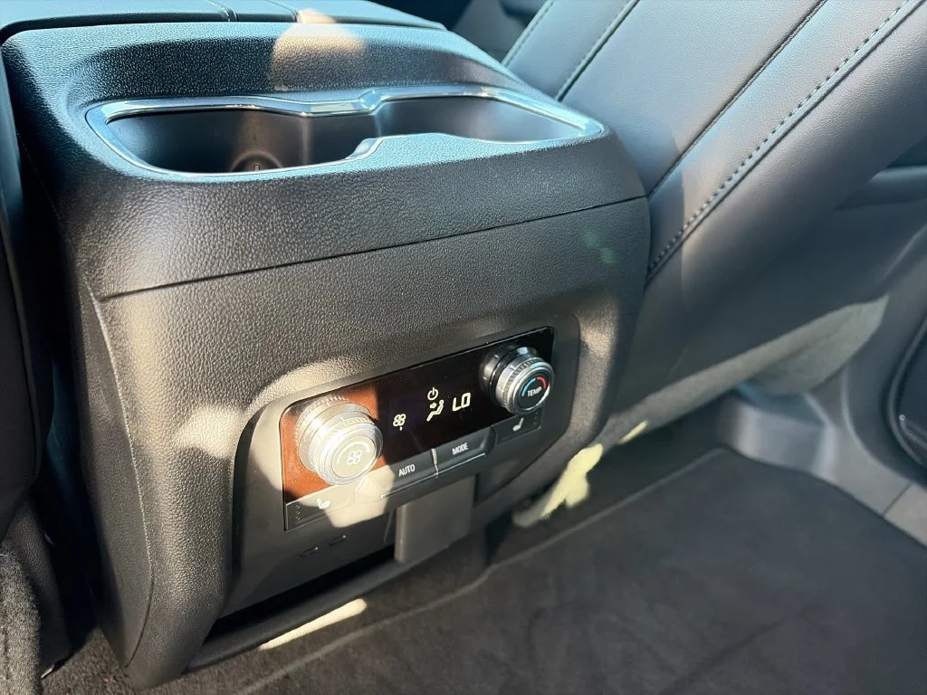 2026 GMC Acadia Elevation - Photo 26