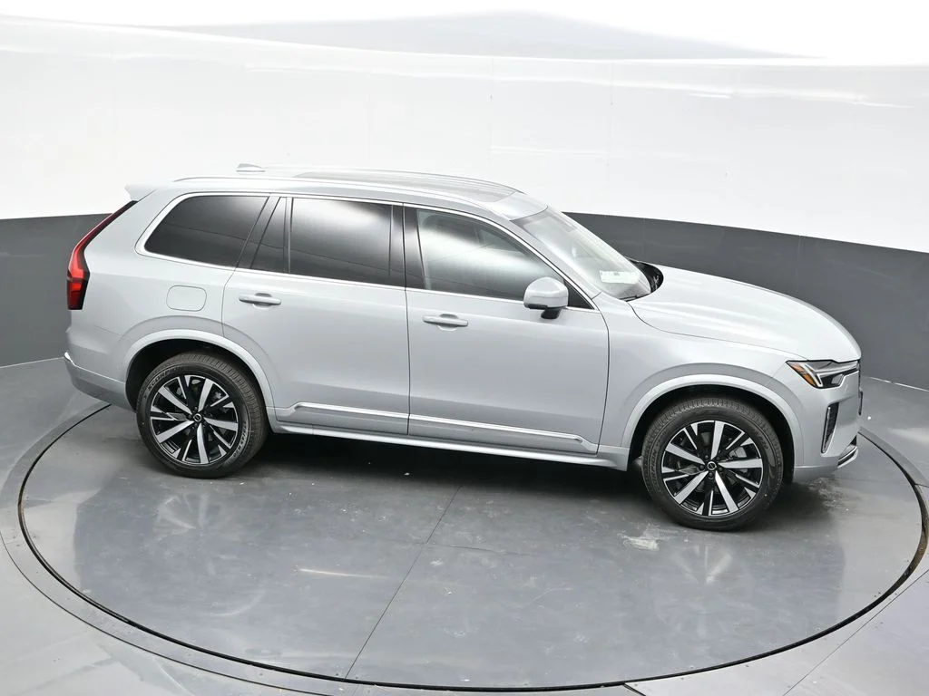 New 2026 Vapour Grey Volvo Core image 53
