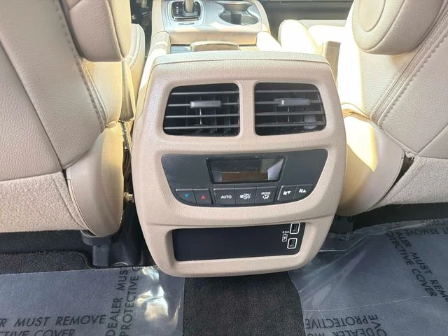 Used 2019 Red Honda EX-L image 17