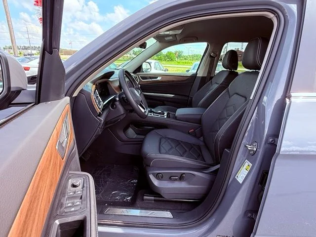 New 2026 Gray Volkswagen 2.0T SE w/Technology image 7