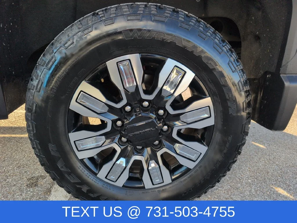 Used 2024 Red GMC Denali image 11