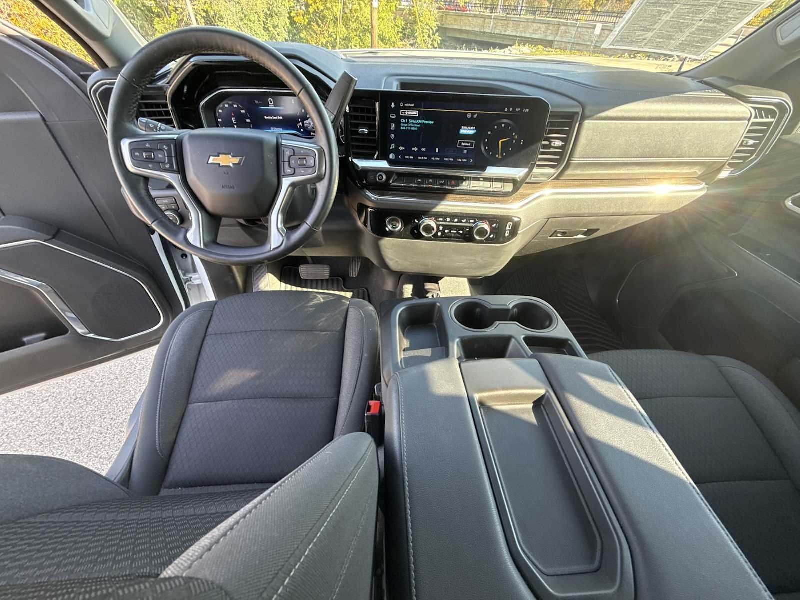 2024 Chevrolet Silverado 1500 LT - Photo 19