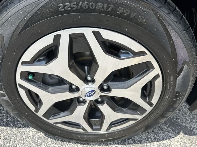 Used 2021 Blue Subaru Premium image 21
