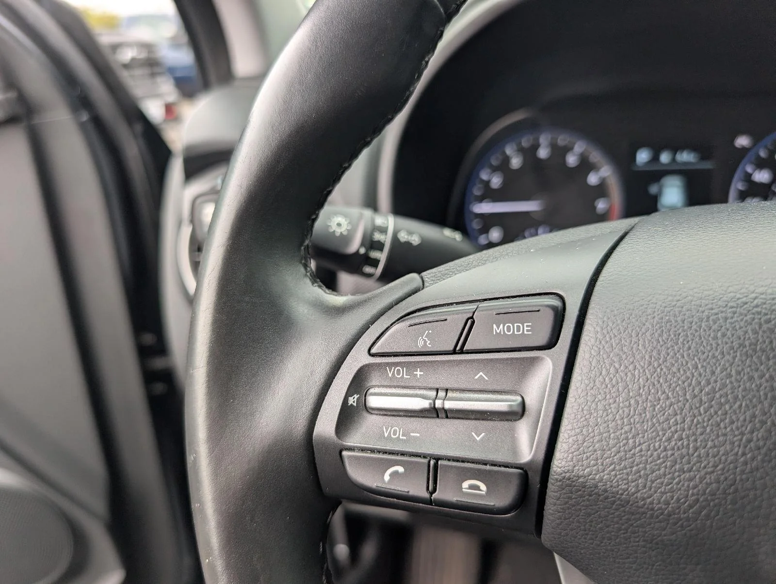 Used 2020 Thunder Gray Hyundai SEL image 10