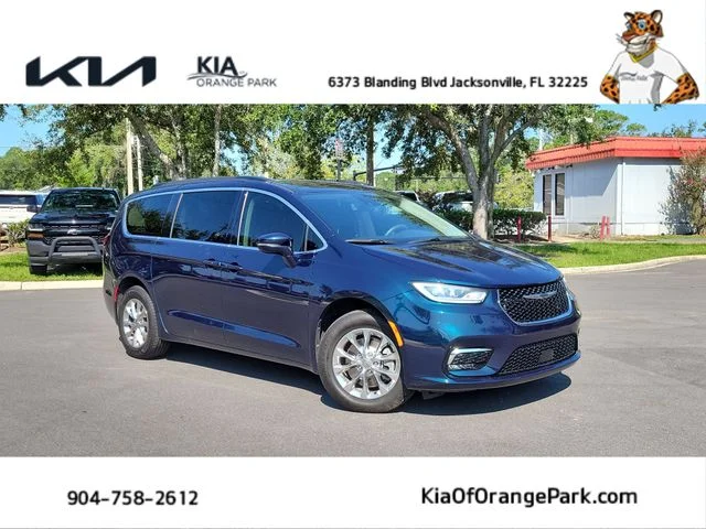 Used 2022 Blue Chrysler Touring L image 1