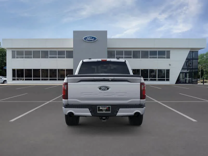New 2026 Iconic Silver Metallic Ford XLT image 5