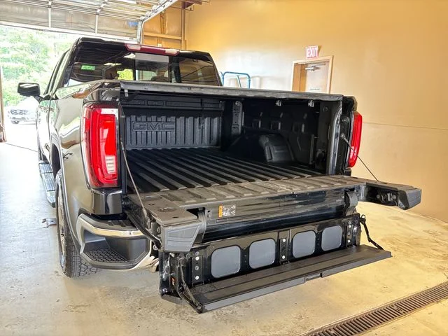 Used 2023 Black GMC SLT image 25