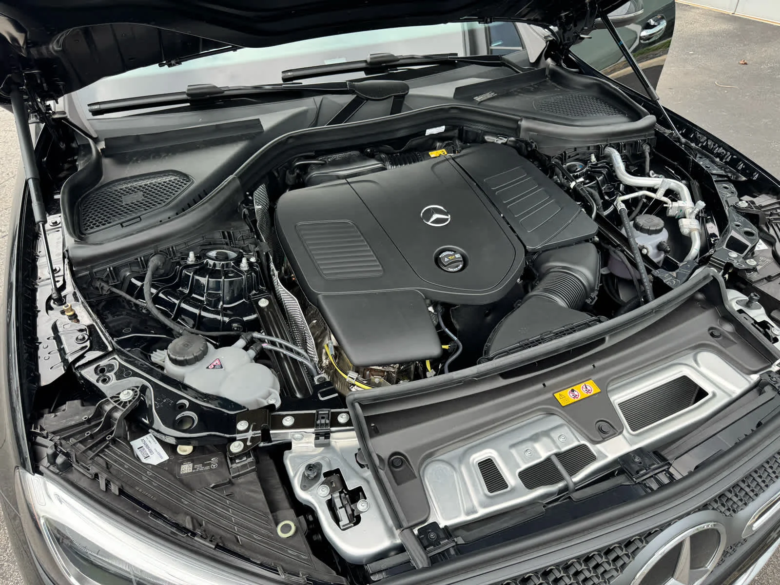 New 2026 Black Mercedes-Benz GLC 300 image 14