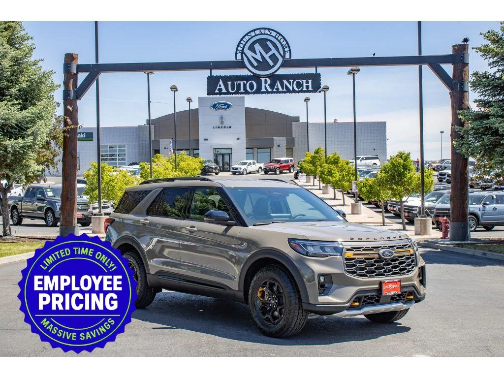 2026 Ford Explorer Tremor 4WD's photo