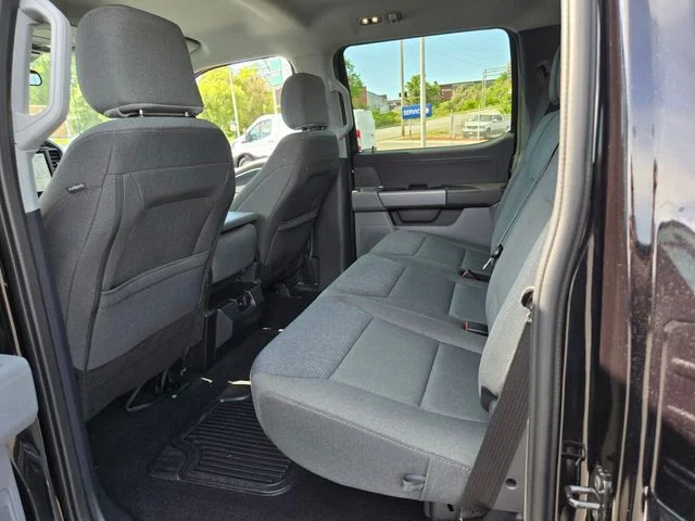 Used 2025 Black Ford XLT image 11