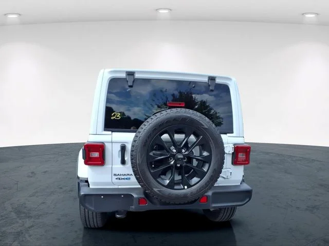 Used 2025 White Jeep Sahara 4xe image 16