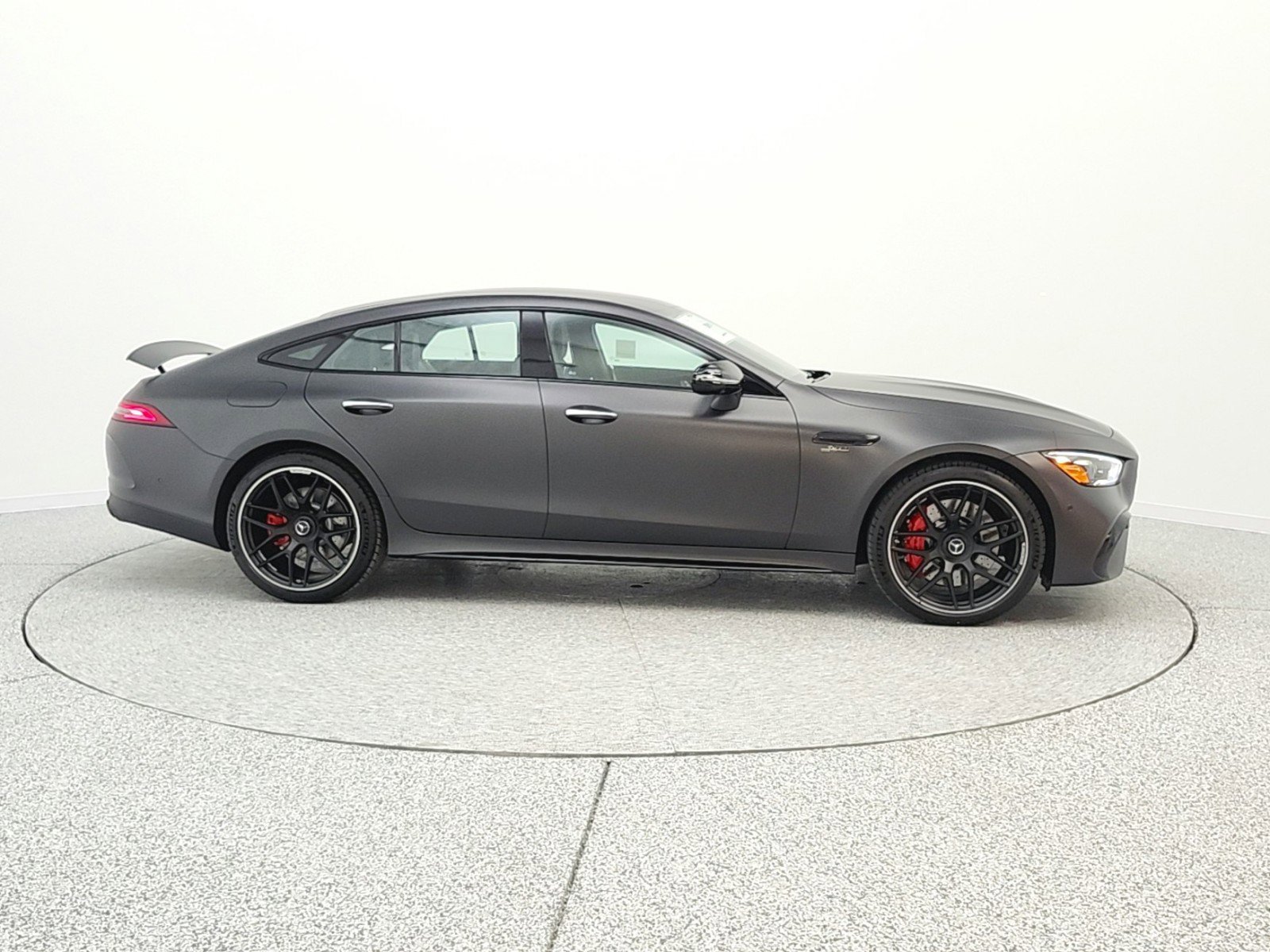 New 2026 MANUFAKTUR Graphite Grey Magno Mercedes-Benz AMG® GT 43 4-Door Coupe image 27