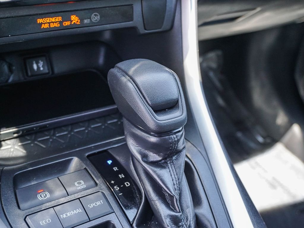 Used 2019 Gray Toyota XLE image 22