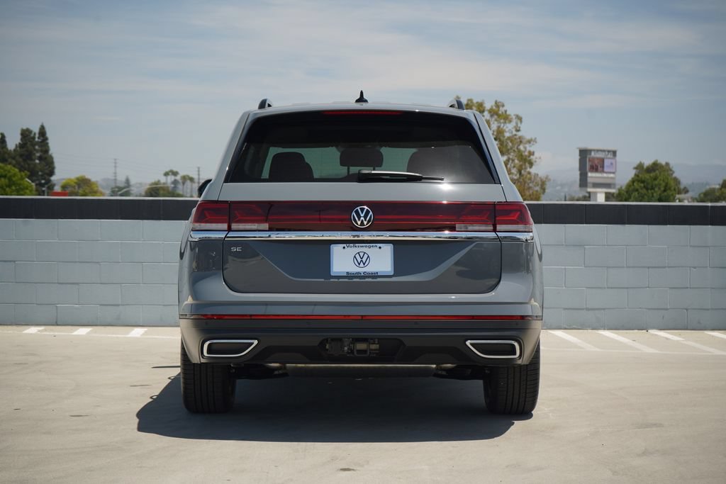 New 2026 Pure Gray Volkswagen SE w/Technology image 4