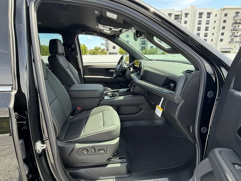 New 2026 Black Chevrolet Premier image 16