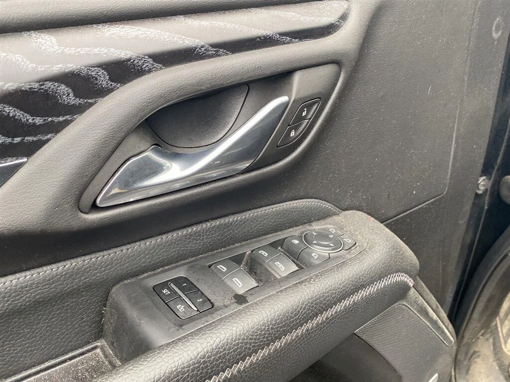 Used 2023 Onyx Black GMC Denali image 17