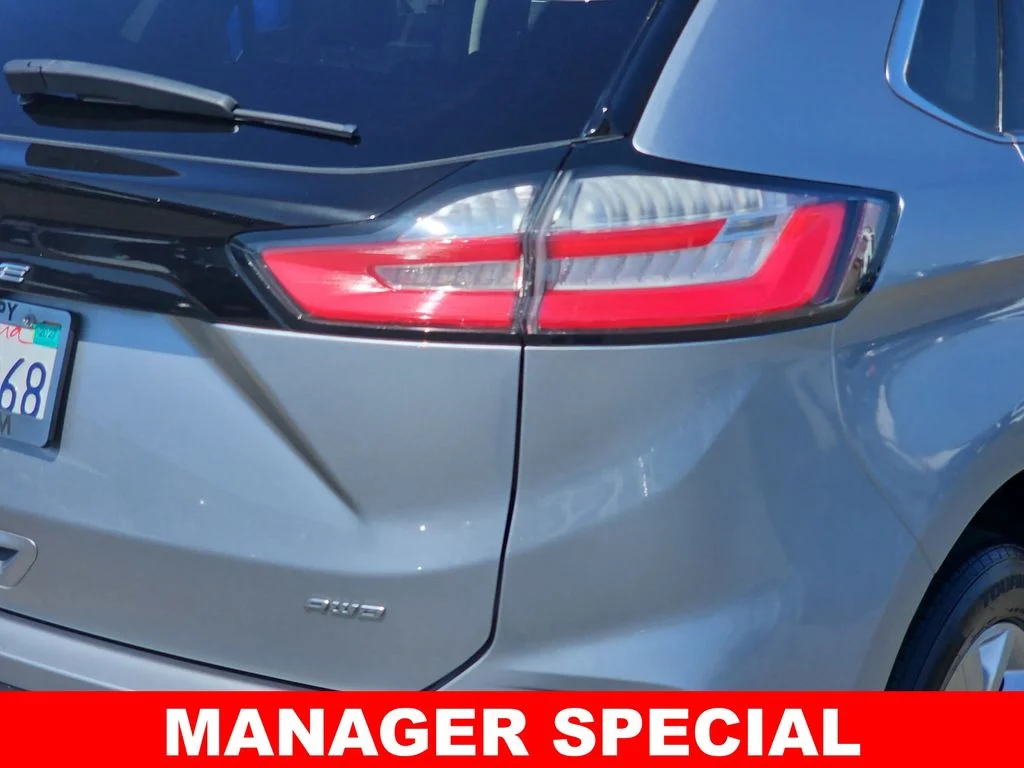 Used 2022 Silver Ford Titanium image 40