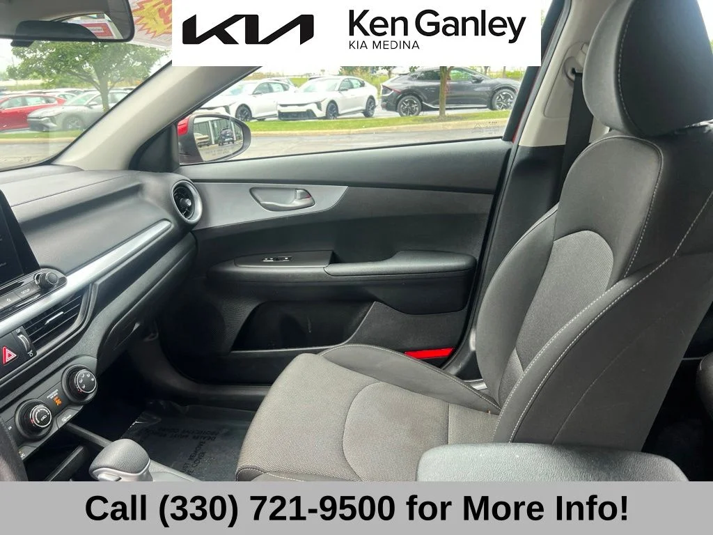 2023 Kia Forte LXS - Photo 40