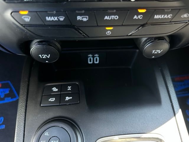 Used 2023 Carbonized Gray Metallic Ford XLT image 18