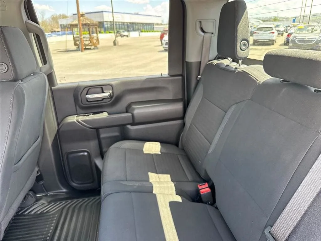 2025 Chevrolet Silverado 2500HD Custom - Photo 12