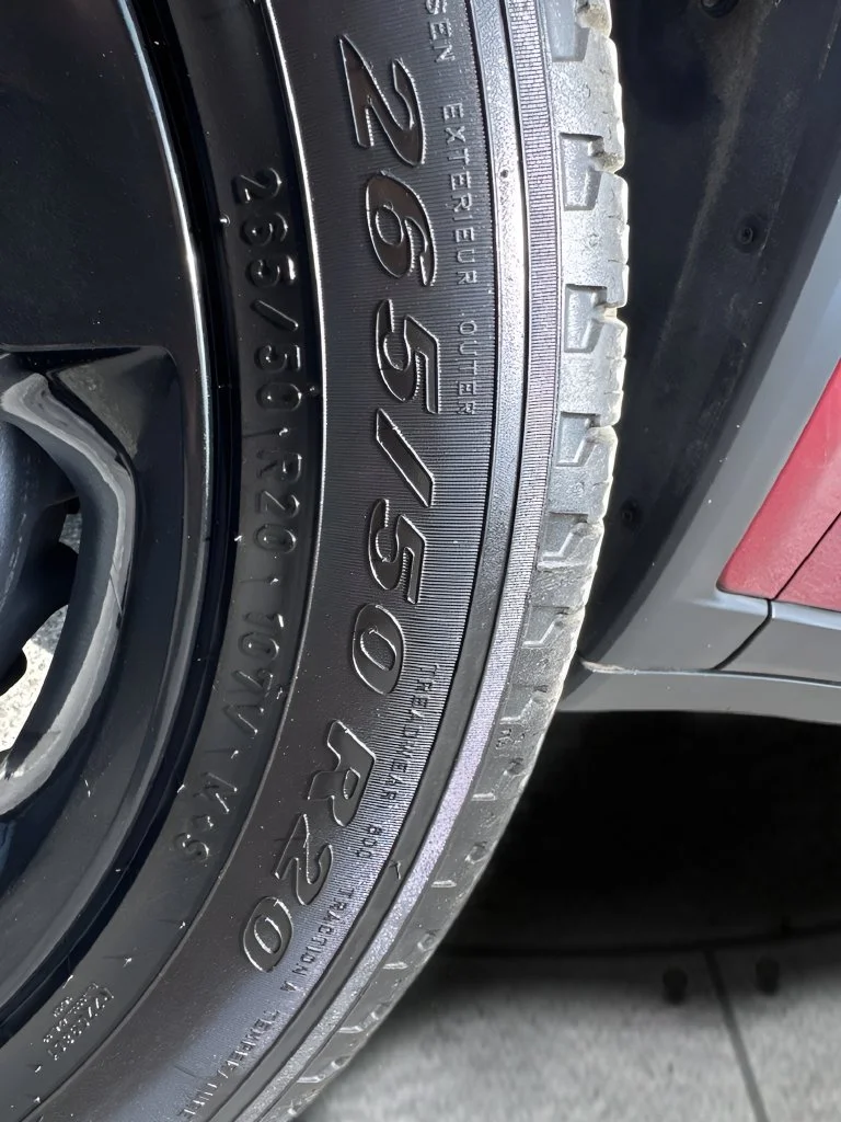 Used 2025 Red Jeep Limited image 38