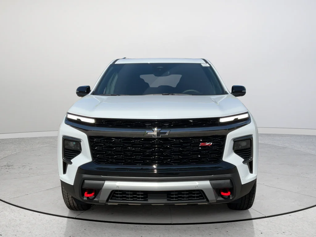New 2026 Polar White Tricoat Chevrolet Z71 image 2