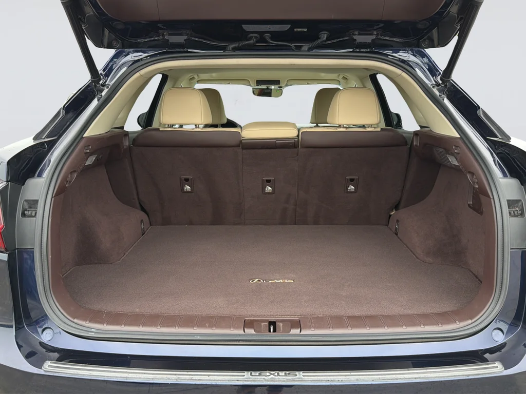 Used 2016 Blue Lexus 350 image 31