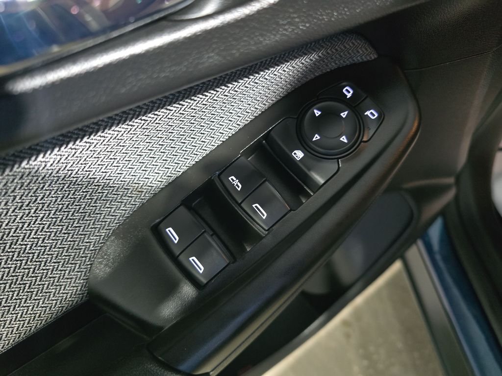 Used 2021 Blue Chevrolet LS image 11