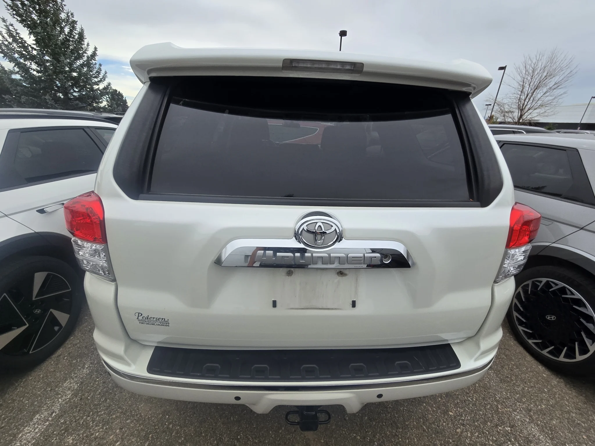 Used 2013 Blizzard Pearl Metallic Toyota SR5 image 5