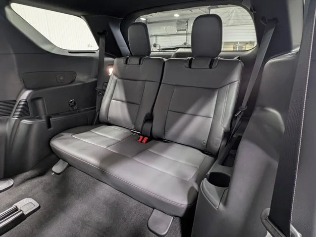 New 2027 Avalanche Gray Ford Active image 46