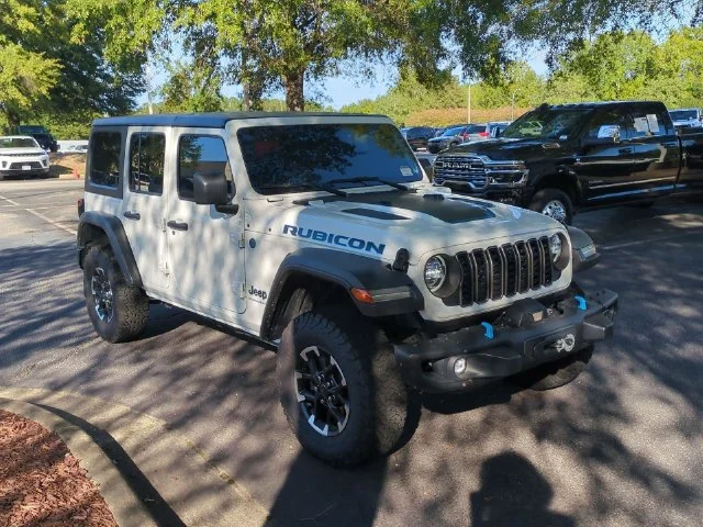 Used 2024 White Jeep Rubicon 4xe image 7