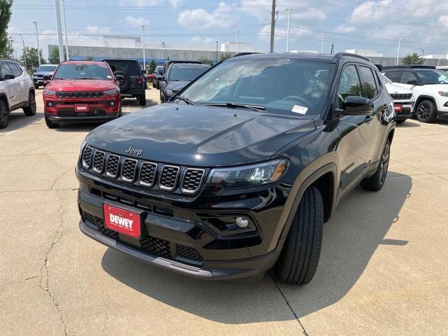 New 2026 Diamond Black Crystal Pearlcoat Jeep Limited Altitude image 3