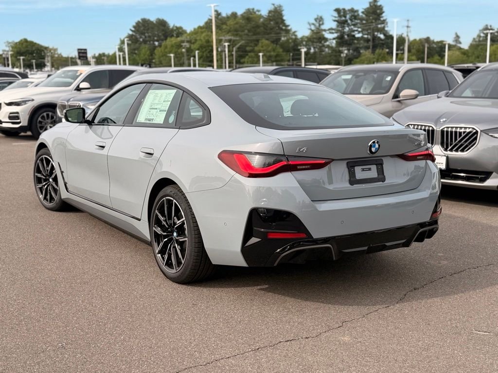 New 2026 Brooklyn Grey Metallic BMW xDrive40 image 3