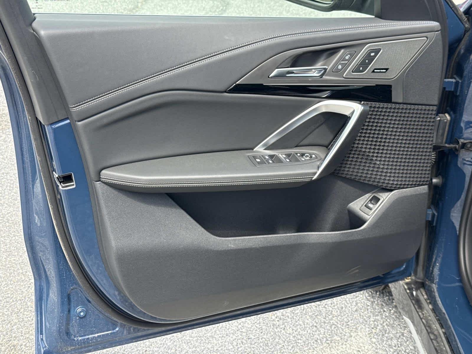 New 2026 Night Dusk Blue Metallic BMW xDrive28i image 26