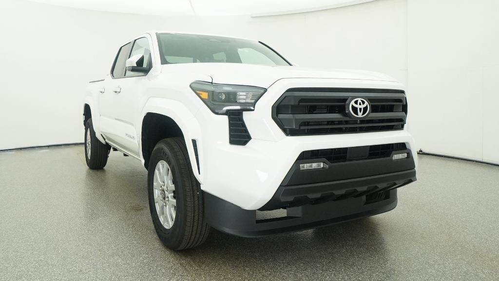 New 2026 Ice Cap Toyota SR5 image 7