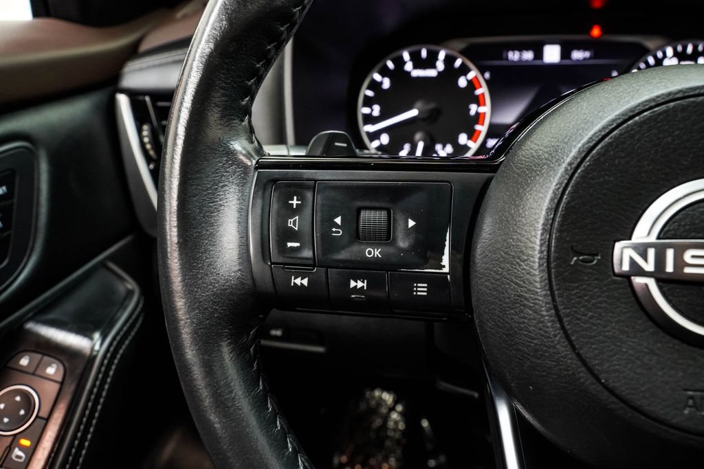 Used 2023 Black Nissan SL image 39