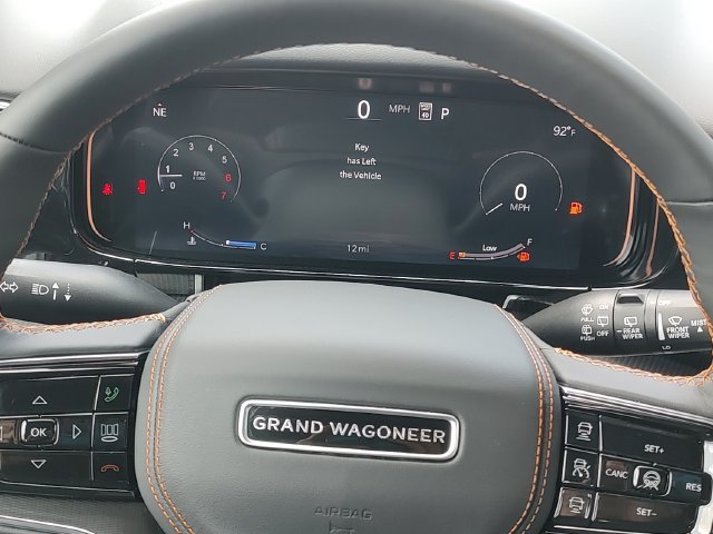 New 2026 High Gloss Black Exterior Paint Jeep Summit Reserve image 12